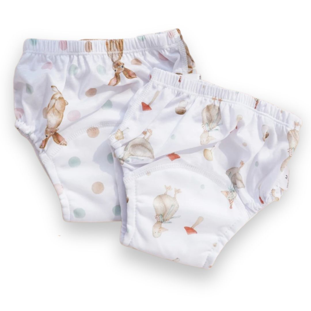 Cueca infantil para desfralde. Ideal para meninos que estão aprendendo a usar o banheiro sozinhos. Confortável e fácil de lavar.